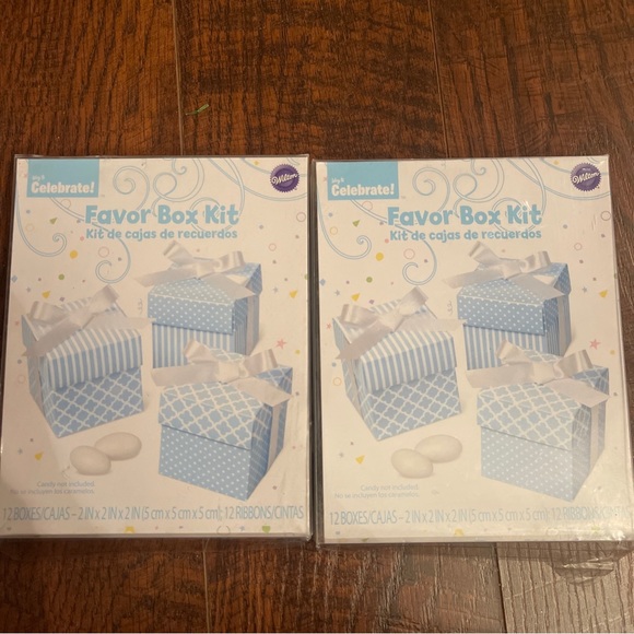 24~Wilton Celebrate 2" Blue Party Favor Box Kits With Ribbons - Picture 3 of 6